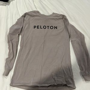 Peloton XS grey like new T-shirt